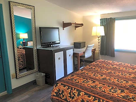 King Room - Non-Smoking