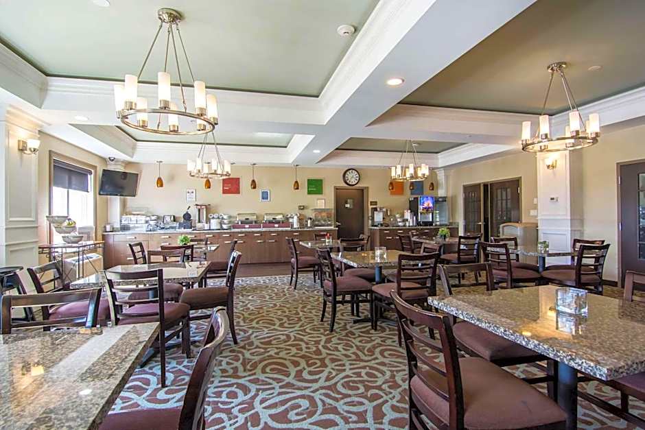 Comfort Inn & Suites Fort Saskatchewan