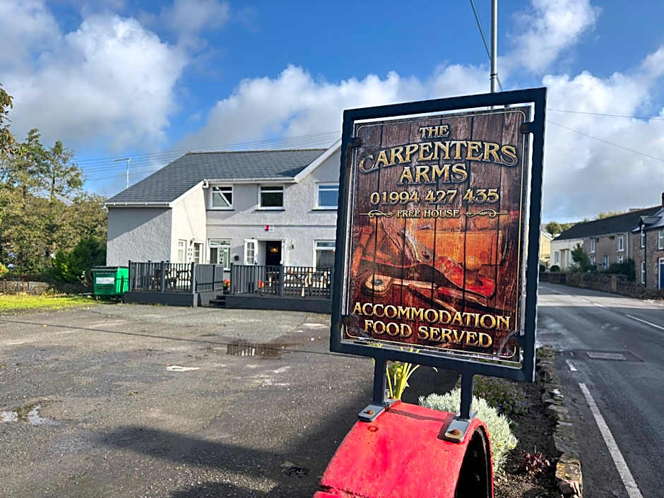 The Carpenters Arms Rooms in Broadway, Laugharne