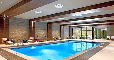 The Porter Portland, Curio Collection By Hilton