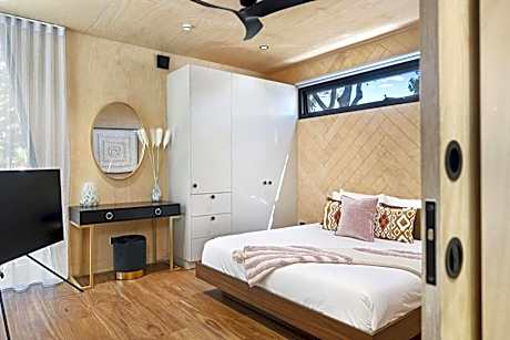 Tallow Pod – 1 Bedroom