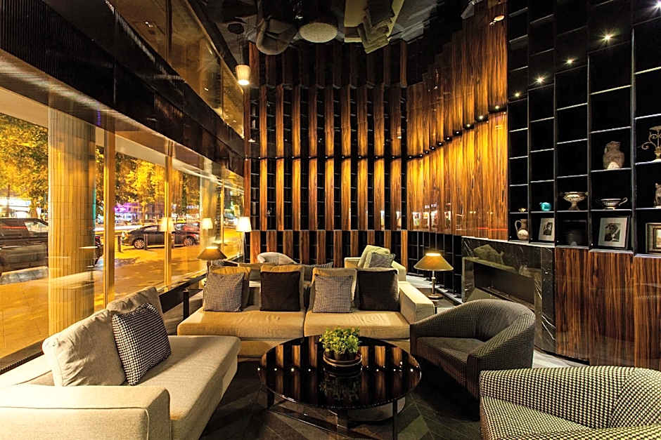 Quentin Boutique Hotel