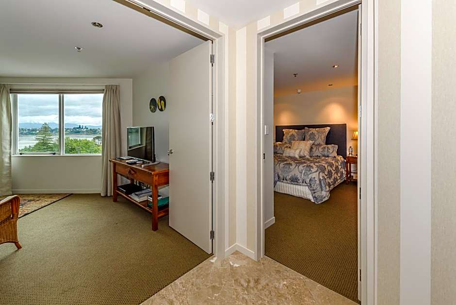 Top Of The Town Bed & Breakfast