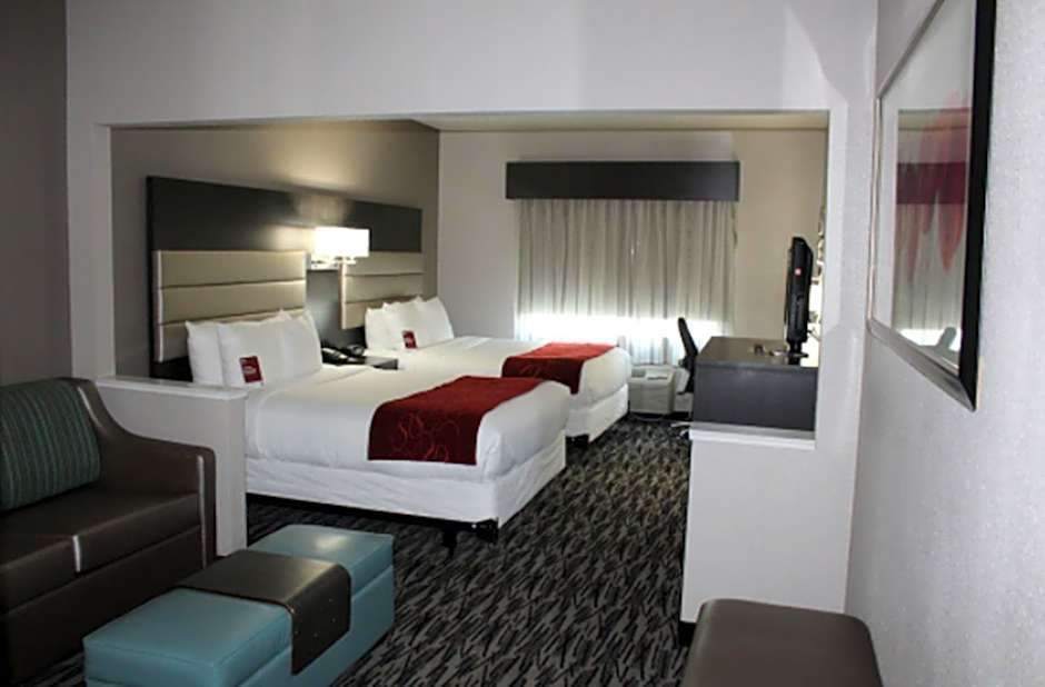 Comfort Suites Vista Ridge Mall