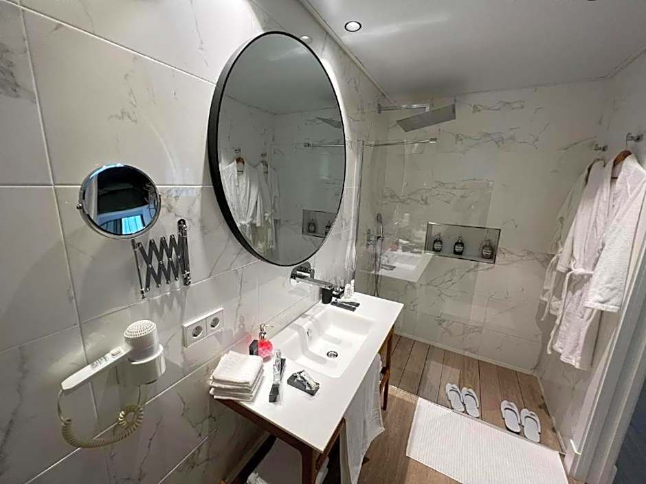 Apartamentos Turísticos La Plaza