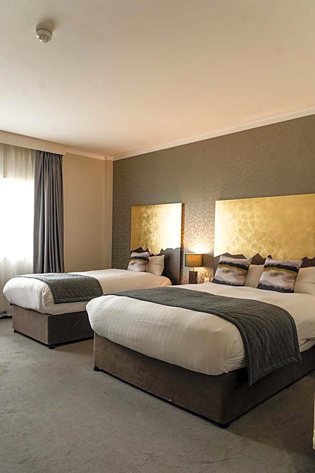 Photo 1 of 4 of Triple Room