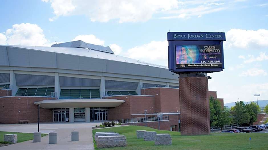 Country Inn & Suites by Radisson, State College (Penn State Area), PA