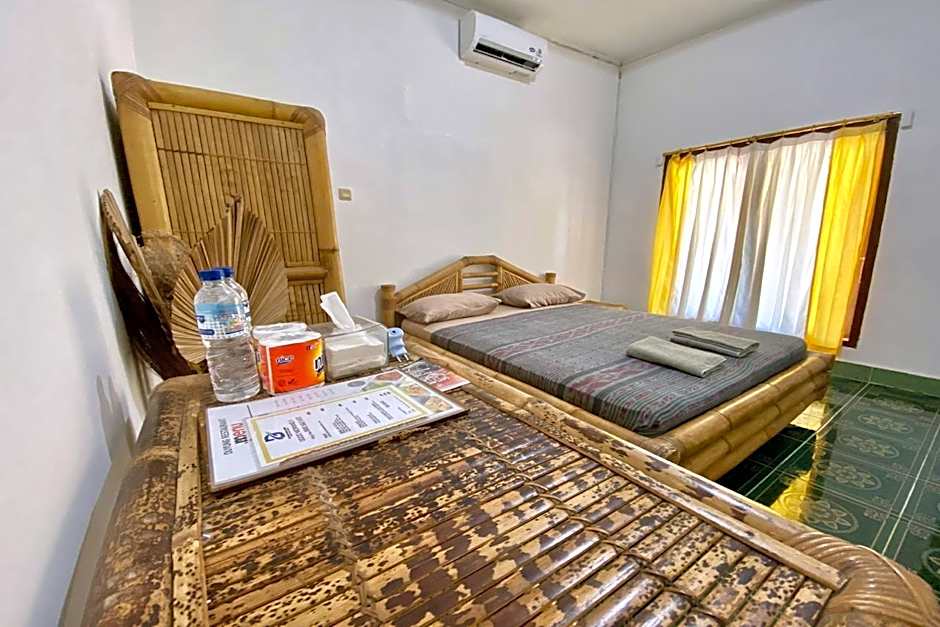 Duyung Rooms and Resto