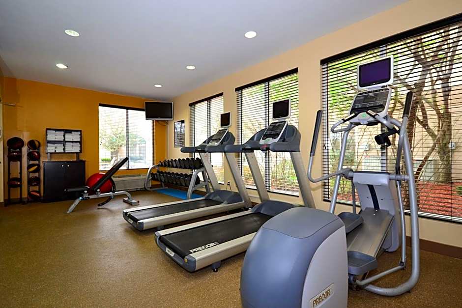 Hilton Garden Inn Tulsa Airport