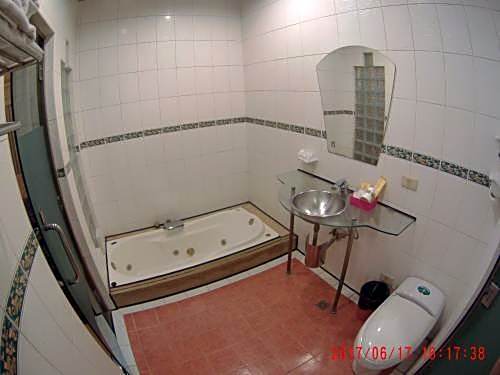 Changsing Business Motel