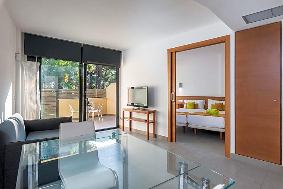 Aparthotel Las Palmeras Castelldefels