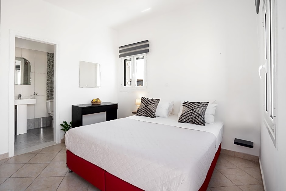 Photo 1 of 3 of Double Room