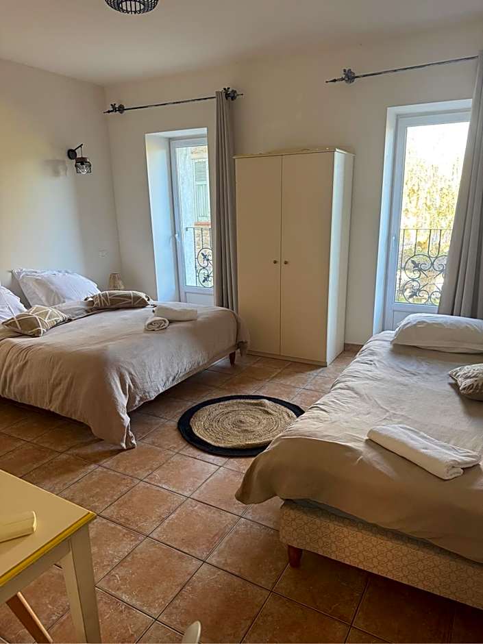 Chez Dume