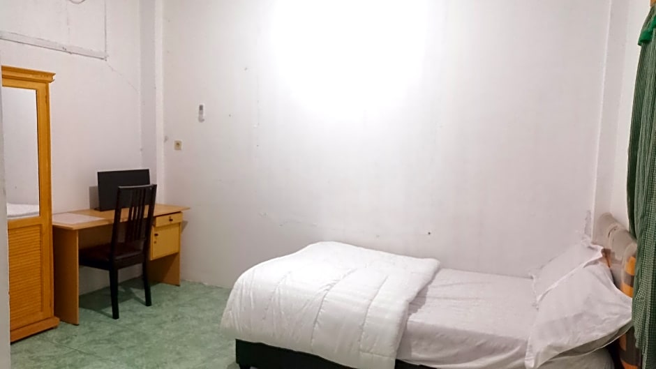 OYO 91584 Green Palace Syariah