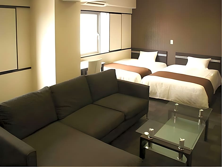Hotel Livemax Naha