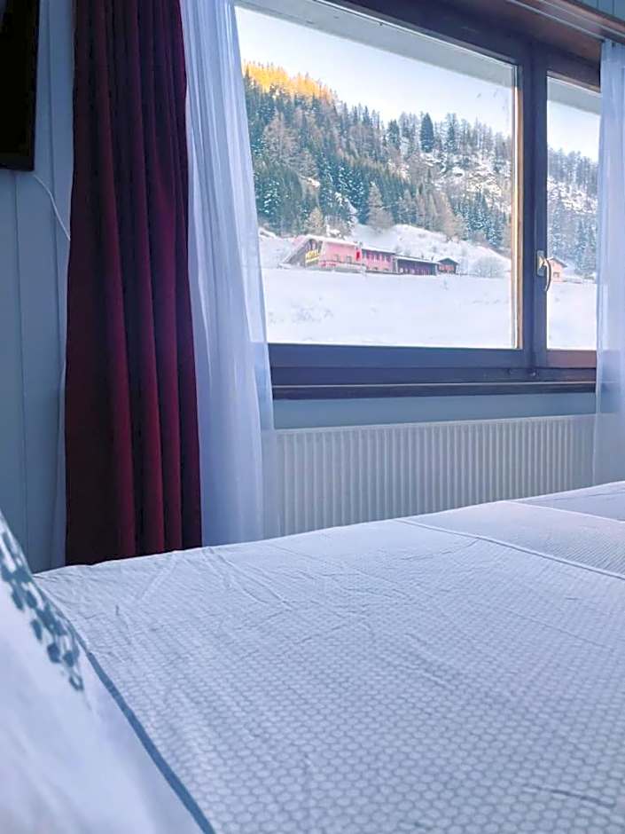 Auberge des Charmettes