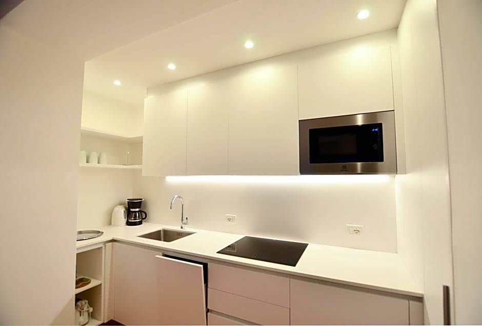 Villa Phoenix - Lake Apartments