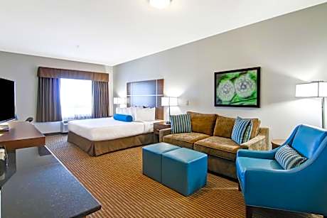 King Suite with Sofa Bed