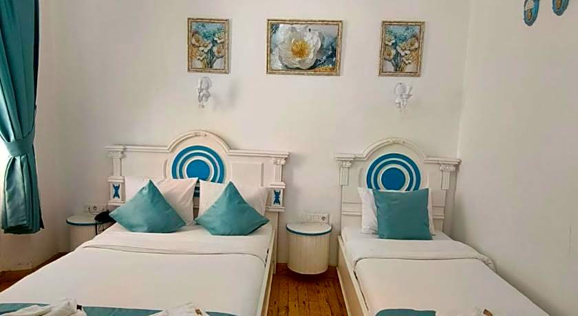 Buyukada Mavi Palas Hotel