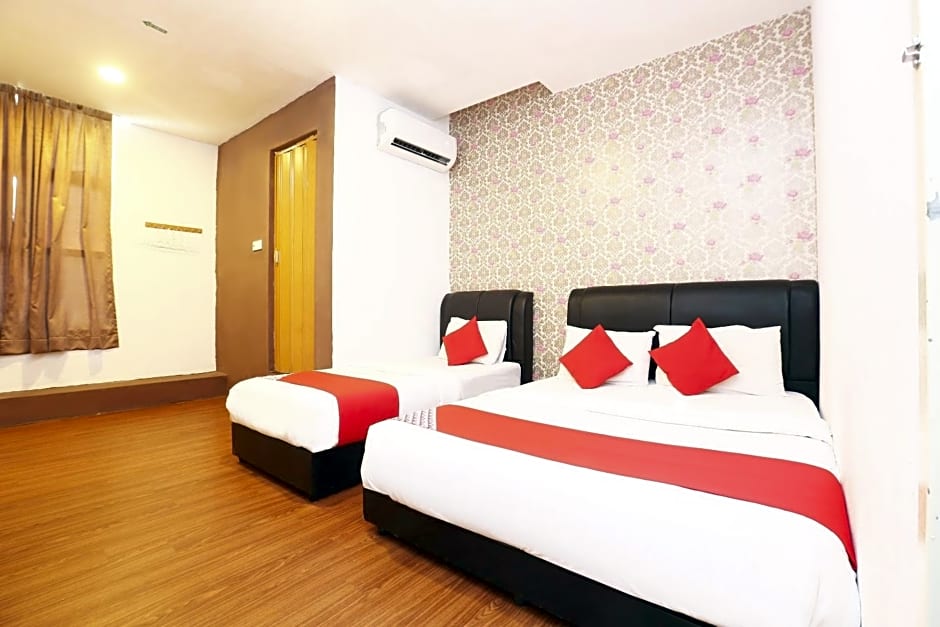 OYO 717 Mr J Hotel Wakaf Che Yeh 2