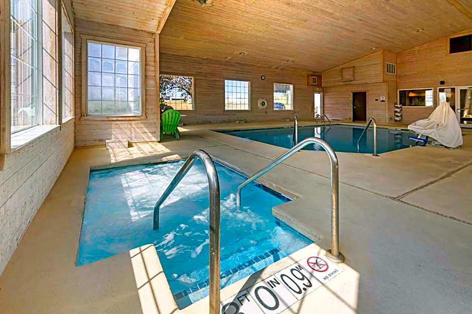 Quality Inn & Suites Stoughton - Madison South