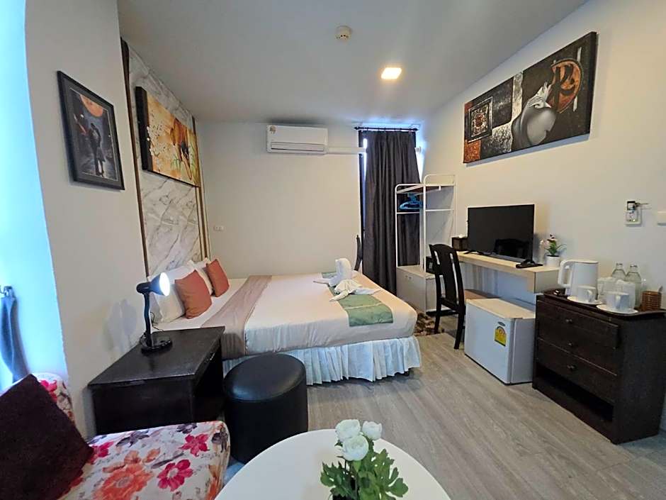 The Nice Patong Hotel