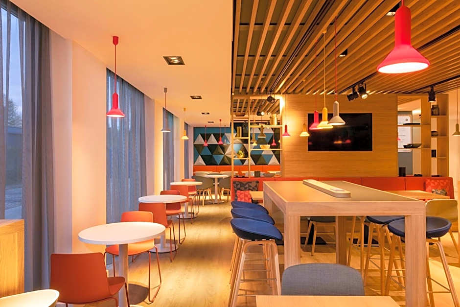 Holiday Inn Express And Suites Deventer By IHG