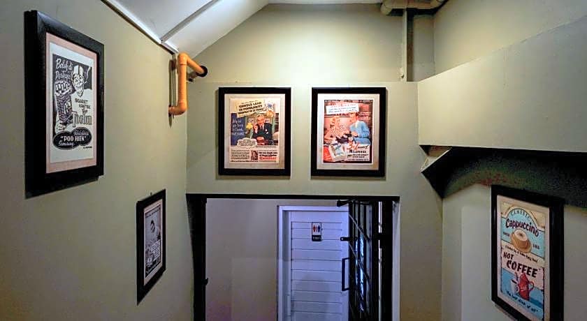 SANS Hotel Empress Simpang Lima