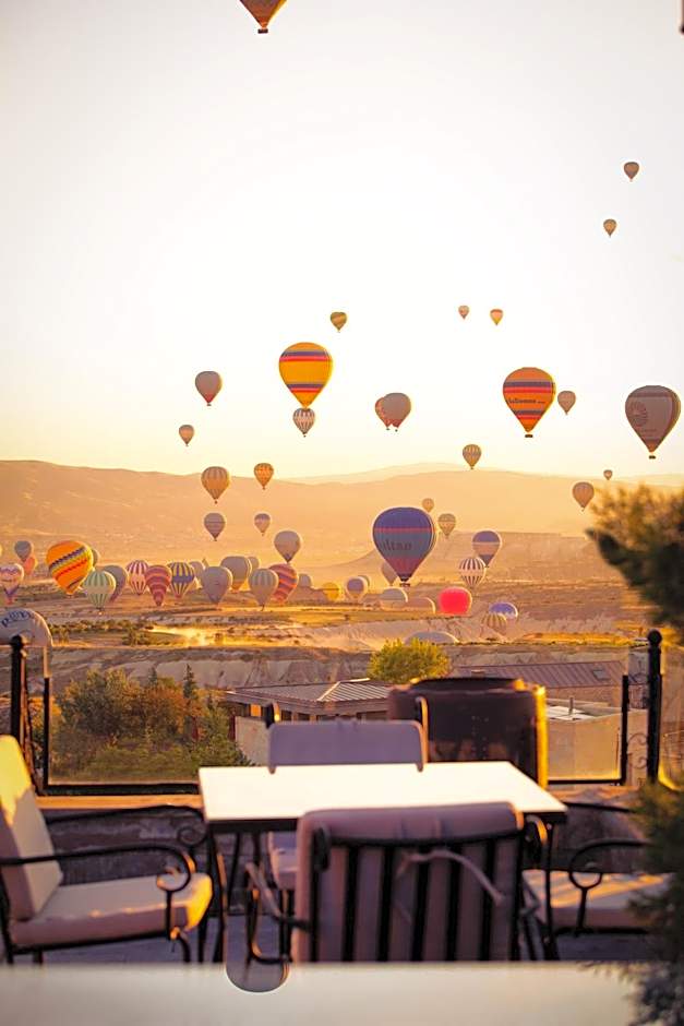 Cappadocia Fairy Chimneys Selfie Cave Hotels - Special Class