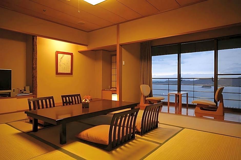Plaza Awajishima - Sumoto Onsen