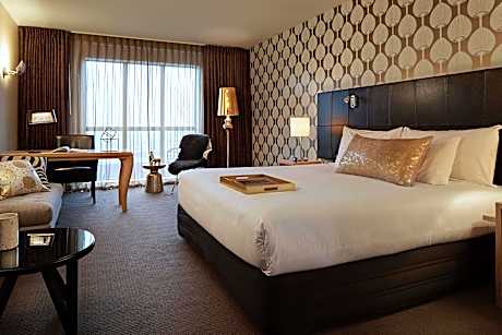 Harbour View King Suite