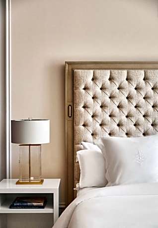 Courtyard Suite King