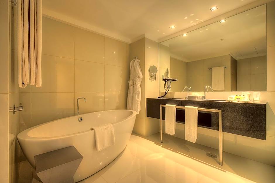 NH Collection Porto Batalha