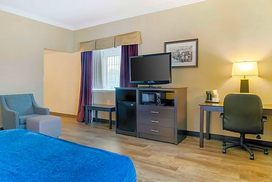 Best Western Greenfield Inn