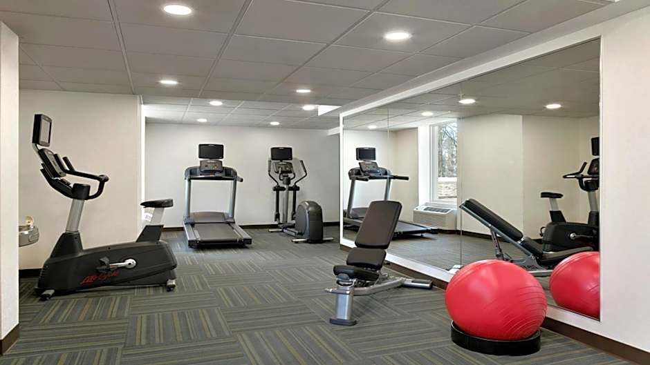 Holiday Inn Express Williamsbrg Busch Gardens Area By IHG