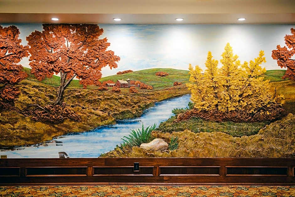 Quality Inn & Suites Starlite Village Conference Center