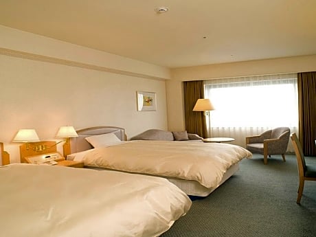Standard Twin Room - Non-Smoking