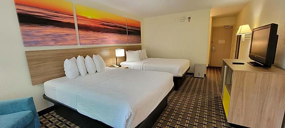 Hotel Carolina A Days Inn by Wyndham