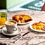 Hotel Ibis Pilar