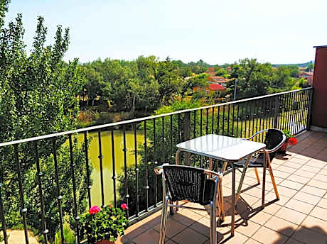 Hotel Puerta del Arco