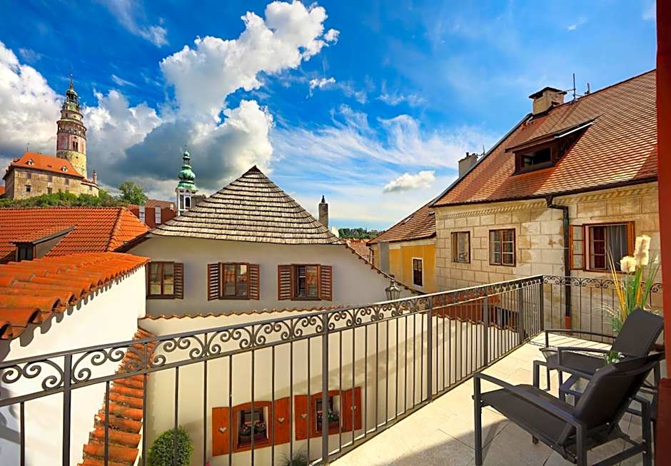 Castle View Apartments