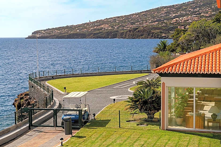 Albatroz Beach & Yacht Club