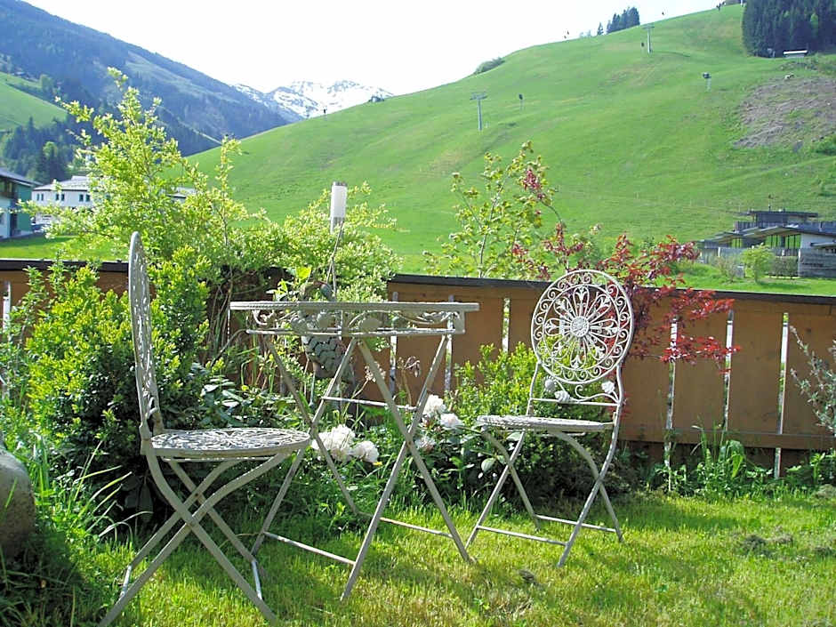 Am Zwölferkogel Appartements