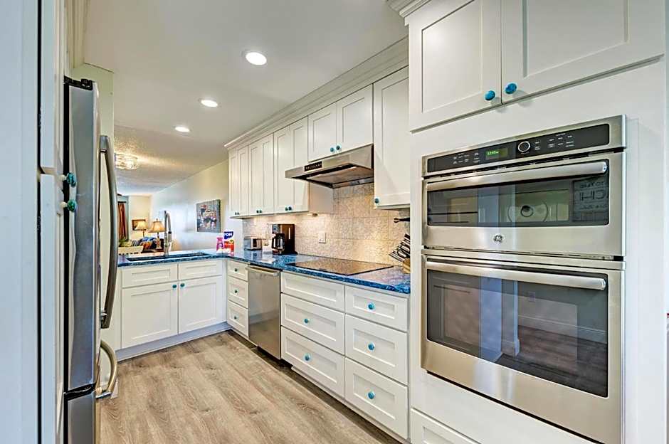 Anna Maria Island Beach Palms 5B