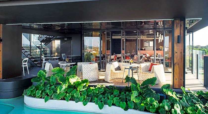 Cross Vibe Pattaya Seaphere