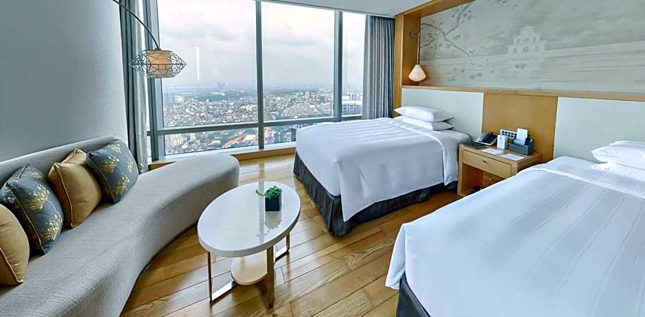 Photo 1 of 6 of Club Junior 2 Beds Suite