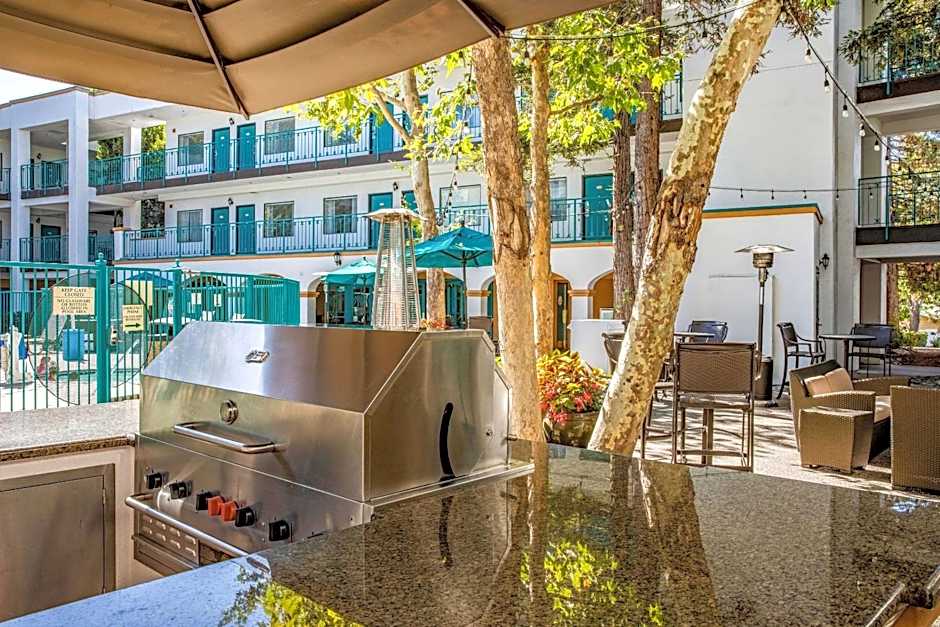 Quality Suites Downtown San Luis Obispo