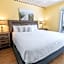 Oceanfront Litchfield Inn
