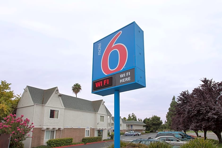 Motel 6-Sacramento, CA - Central