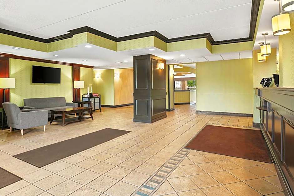 Comfort Inn Lehigh Valley West